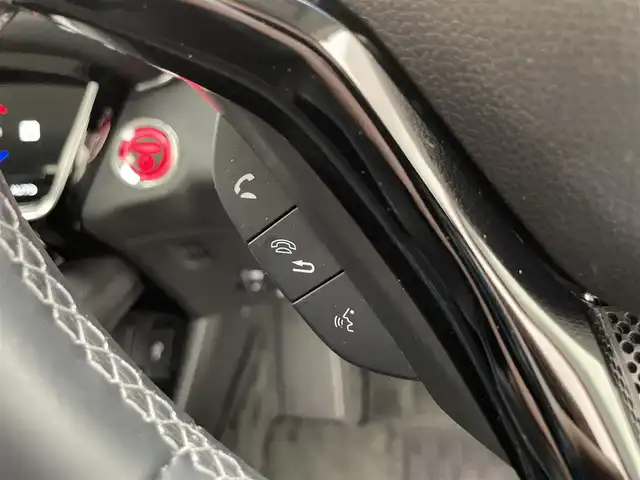 ホンダ ヴェゼル ハイブリッド Z ホンダセンシング 滋賀県 2020(令2)年 6.7万km プレミアムクリスタルレッドM 純正ナビ/バックカメラ/ETC/ハーフレザー/衝突被害軽減ブレーキ/レーダークルーズコントロール/レーンキープアシスト/オートライト/電動パーキング/オートホールド/純正アルミホイール