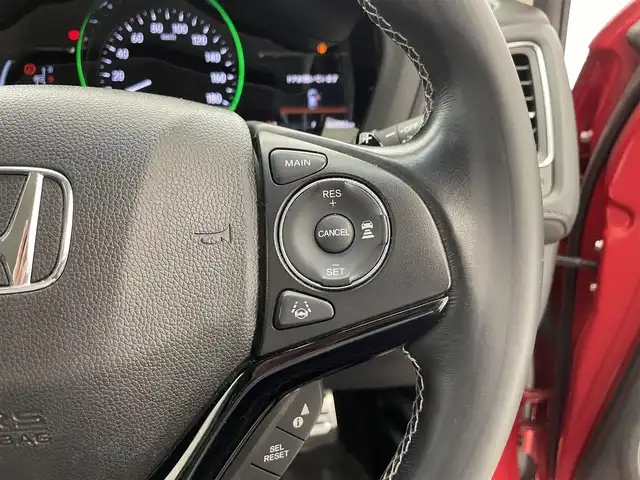 ホンダ ヴェゼル ハイブリッド Z ホンダセンシング 滋賀県 2020(令2)年 6.7万km プレミアムクリスタルレッドM 純正ナビ/バックカメラ/ETC/ハーフレザー/衝突被害軽減ブレーキ/レーダークルーズコントロール/レーンキープアシスト/オートライト/電動パーキング/オートホールド/純正アルミホイール