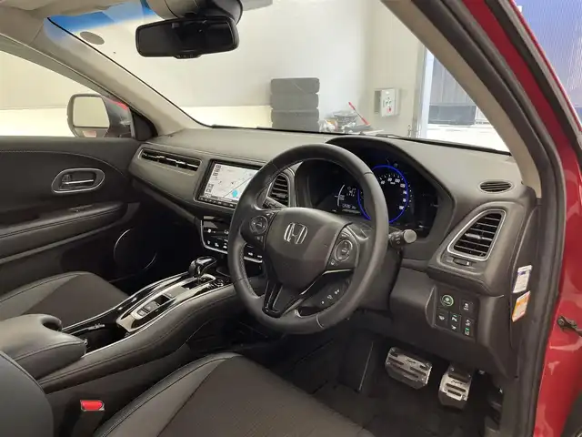 ホンダ ヴェゼル ハイブリッド Z ホンダセンシング 滋賀県 2020(令2)年 6.7万km プレミアムクリスタルレッドM 純正ナビ/バックカメラ/ETC/ハーフレザー/衝突被害軽減ブレーキ/レーダークルーズコントロール/レーンキープアシスト/オートライト/電動パーキング/オートホールド/純正アルミホイール
