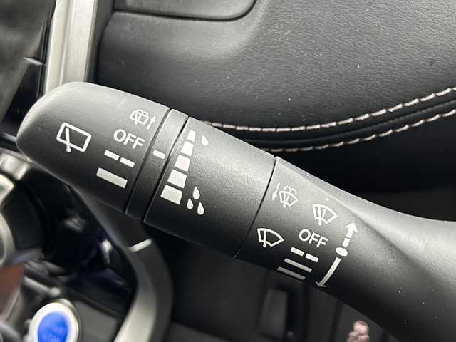 日産 セレナ e－パワー ハイウェイスター V 大阪府 2019(平31)年 2.4万km ダイヤモンドブラック 純正ナビ/・フルセグTV/・Bluetooth/・CD/DVD/・SDサーバー/純正後席フリップダウンモニター/プロパイロット/アラウンドビューモニター/レーダークルーズコントロール/エマージェンシーブレーキ/前後コーナーセンサー/車線逸脱防止/防水シート/シートヒーター/ステアリングヒーター/両側パワースライドドア/ハンズフリーパワースライドドア/ビルトインETC/LEDヘッドライト/オートライト