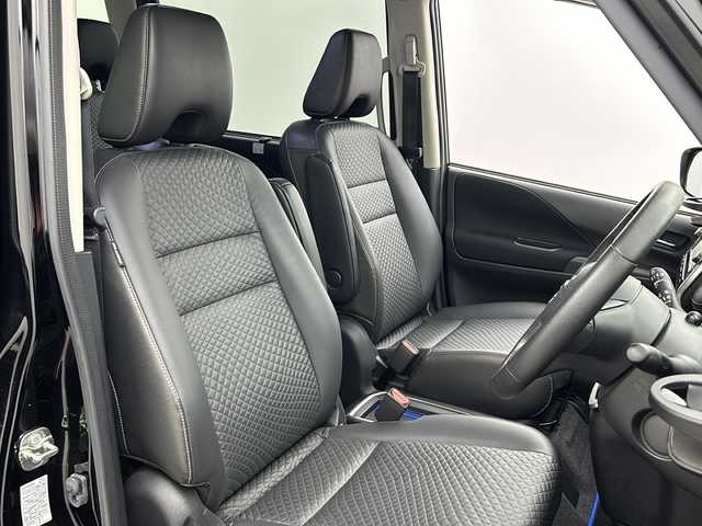 日産 セレナ e－パワー ハイウェイスター V 大阪府 2019(平31)年 2.4万km ダイヤモンドブラック 純正ナビ/・フルセグTV/・Bluetooth/・CD/DVD/・SDサーバー/純正後席フリップダウンモニター/プロパイロット/アラウンドビューモニター/レーダークルーズコントロール/エマージェンシーブレーキ/前後コーナーセンサー/車線逸脱防止/防水シート/シートヒーター/ステアリングヒーター/両側パワースライドドア/ハンズフリーパワースライドドア/ビルトインETC/LEDヘッドライト/オートライト