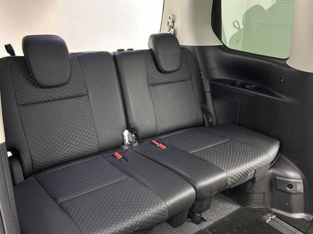 日産 セレナ e－パワー ハイウェイスター V 大阪府 2019(平31)年 2.4万km ダイヤモンドブラック 純正ナビ/・フルセグTV/・Bluetooth/・CD/DVD/・SDサーバー/純正後席フリップダウンモニター/プロパイロット/アラウンドビューモニター/レーダークルーズコントロール/エマージェンシーブレーキ/前後コーナーセンサー/車線逸脱防止/防水シート/シートヒーター/ステアリングヒーター/両側パワースライドドア/ハンズフリーパワースライドドア/ビルトインETC/LEDヘッドライト/オートライト