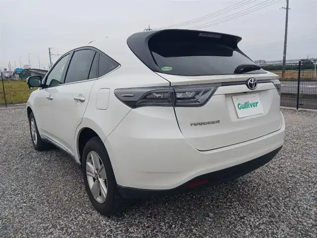 トヨタ ハリアー エレガンス 富山県 2014(平26)年 3.8万km ホワイトパールクリスタルシャイン 純正9型ナビ/フルセグTV/バックモニター/ドライブレコーダー/横滑り防止装置/LEDヘッドランプ/オートライト/革巻きステアリング/ステアリングスイッチ/ハーフレザーシート/運転席パワーシート/純正17インチアルミホイール/スマートキー/プッシュエンジンスタート/禁煙車