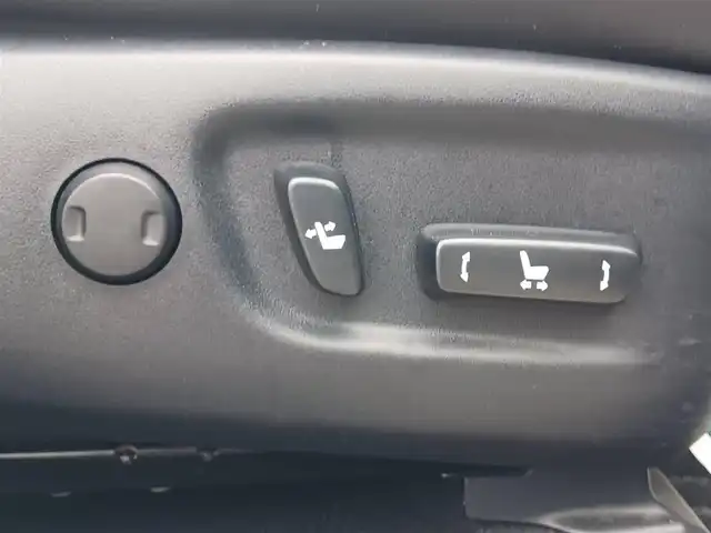 トヨタ ハリアー エレガンス 富山県 2014(平26)年 3.8万km ホワイトパールクリスタルシャイン 純正9型ナビ/フルセグTV/バックモニター/ドライブレコーダー/横滑り防止装置/LEDヘッドランプ/オートライト/革巻きステアリング/ステアリングスイッチ/ハーフレザーシート/運転席パワーシート/純正17インチアルミホイール/スマートキー/プッシュエンジンスタート/禁煙車