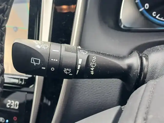 トヨタ ハリアー エレガンス 富山県 2014(平26)年 3.8万km ホワイトパールクリスタルシャイン 純正9型ナビ/フルセグTV/バックモニター/ドライブレコーダー/横滑り防止装置/LEDヘッドランプ/オートライト/革巻きステアリング/ステアリングスイッチ/ハーフレザーシート/運転席パワーシート/純正17インチアルミホイール/スマートキー/プッシュエンジンスタート/禁煙車