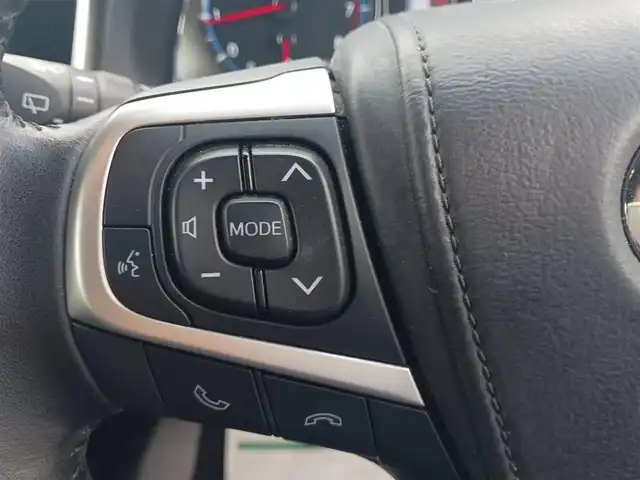 トヨタ ハリアー エレガンス 富山県 2014(平26)年 3.8万km ホワイトパールクリスタルシャイン 純正9型ナビ/フルセグTV/バックモニター/ドライブレコーダー/横滑り防止装置/LEDヘッドランプ/オートライト/革巻きステアリング/ステアリングスイッチ/ハーフレザーシート/運転席パワーシート/純正17インチアルミホイール/スマートキー/プッシュエンジンスタート/禁煙車