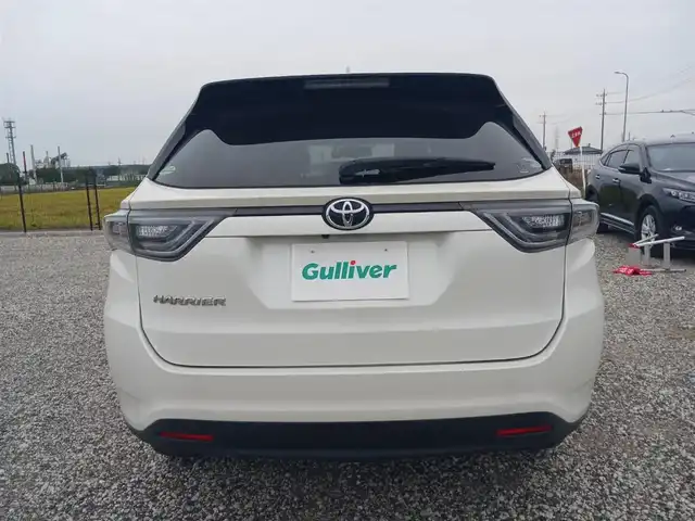 トヨタ ハリアー エレガンス 富山県 2014(平26)年 3.8万km ホワイトパールクリスタルシャイン 純正9型ナビ/フルセグTV/バックモニター/ドライブレコーダー/横滑り防止装置/LEDヘッドランプ/オートライト/革巻きステアリング/ステアリングスイッチ/ハーフレザーシート/運転席パワーシート/純正17インチアルミホイール/スマートキー/プッシュエンジンスタート/禁煙車