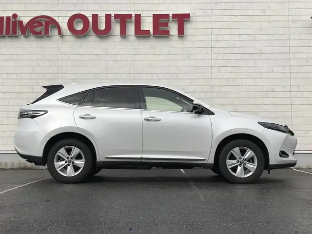 トヨタ ハリアー エレガンス 富山県 2014(平26)年 3.8万km ホワイトパールクリスタルシャイン 純正9型ナビ/フルセグTV/バックモニター/ドライブレコーダー/横滑り防止装置/LEDヘッドランプ/オートライト/革巻きステアリング/ステアリングスイッチ/ハーフレザーシート/運転席パワーシート/純正17インチアルミホイール/スマートキー/プッシュエンジンスタート/禁煙車