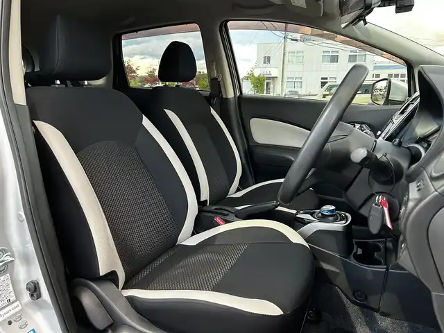 日産 ノート e－パワー X 福島県 2016(平28)年 3.6万km ブリリアントシルバー 純正ナビゲーション/型番：MM316D-W/【CD/SD/BT/TV】/アラウンドビューモニター/ETC/ドライブレコーダー/衝突被害軽減ブレーキ/レーンキープアシスト/アイドリングストップ/LEDオートライト/純正フロアマット/純正ドアバイザー