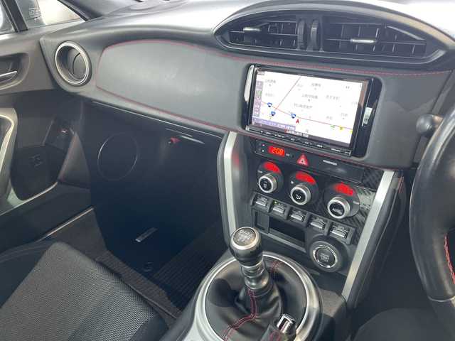 スバル ＢＲＺ S 山形県 2018(平30)年 4.3万km ダークグレーメタリック ・ワンオーナー/・ダイヤトーンナビ/フルセグ/CDDVD/Bluetooth/・バックカメラ/・前方ドラレコ/・クルーズコントロール/・横滑り防止装置/・オートライト/・純正AW/・純正マット/・社外AW＋スタッドレス車載/・スペアキー1本/・保証書/・取扱説明書