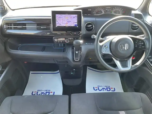 ホンダ Ｎ ＢＯＸ G L ホンダセンシング 宮城県 2018(平30)年 10.2万km クリスタルブラックパール (株)IDOMが運営する【じしゃロン仙台店】の自社ローン専用車両になりますこちらは現金またはオートローンご利用時の価格です。自社ローンご希望の方は別途その旨お申付け下さい/パワースライドドア/SDナビ/ワンセグ/バックカメラ/ETC/ブレーキアシスト/レーンキープアシスト/LEDヘッドライト