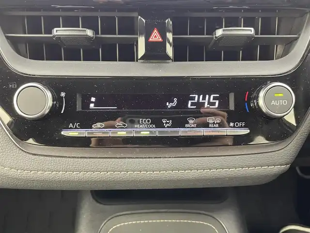 トヨタ カローラツーリング ハイブリッド ダブルバイビー 富山県 2023(令5)年 2.2万km プラチナホワイトパールマイカ 純正10.5インチディスプレイオーディオ/ナビ機能あり/フルセグTV/Bluetooth/バックカメラ/ETC2.0/社外AW付冬タイヤセット車載/トヨタセーフティセンス/BSM/前後コーナーセンサー/LEDオートライト/オートハイビーム/モデリスタフルエアロ/ハーフレザーシート/ワンオーナー/スマートキー/スペアキー