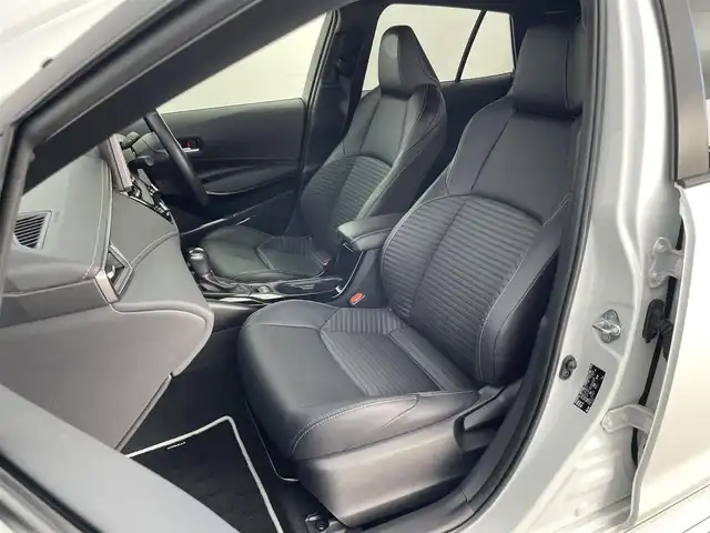 トヨタ カローラツーリング ハイブリッド ダブルバイビー 富山県 2023(令5)年 2.2万km プラチナホワイトパールマイカ 純正10.5インチディスプレイオーディオ/ナビ機能あり/フルセグTV/Bluetooth/バックカメラ/ETC2.0/社外AW付冬タイヤセット車載/トヨタセーフティセンス/BSM/前後コーナーセンサー/LEDオートライト/オートハイビーム/モデリスタフルエアロ/ハーフレザーシート/ワンオーナー/スマートキー/スペアキー