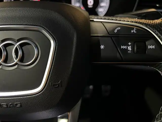 アウディ Ａ５ 40TDIクワトロ Sライン 石川県 2021(令3)年 4.1万km 白 4WD/純正ナビ/　Bluetooth・AppleCarPlay・AndroidAuto/ETC2.0/全方位カメラ/前後ドライブレコーダー/アダプティブクルーズコントロール/ブラインドスポットモニター/バーチャルコックピット/シートヒーター（D+N席）/パワーシート（D+N席）/シートメモリー/パワーバックドア/アンビエントライト/アンチロック・ブレーキ・システム/衝突被害軽減システム/横滑り防止装置/前後コーナーセンサー/レーンキープアシスト/盗難防止装置/パーキングアシスト/純正アルミホイール/スマートキー