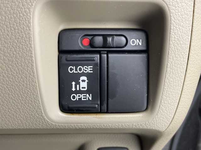 ホンダ Ｎ ＢＯＸ G Lパッケージ 愛知県 2012(平24)年 3.9万km クリスタルブラックパール 純正ナビ/・ワンセグテレビ/・CD/DVD/バックカメラ/片側パワースライドドア/スマートキー/エンジンプッシュスタートボタン/W/サイドエアバッグ/チップアップシート/電動格納ミラー