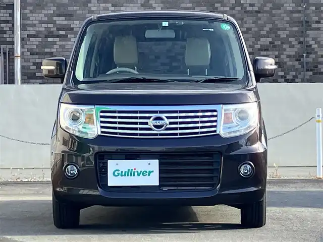 日産 モコ ドルチェX 静岡県 2015(平27)年 4.9万km アーバンブラウン エンジンスタートボタン/パワーウィンドウ/パワーステアリング/取扱説明書/アイドリングストップ/スマートキー/オートエアコン/ETC/純正ナビ/純正フロアマット/純正アルミホイール/合皮シート/ABS/盗難防止装置/オートライト/キセノン/Wエアバッグ/ナビ不良/前ナンバープレート台座ワレ