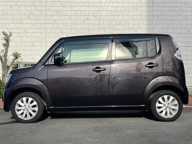 日産 モコ ドルチェX 静岡県 2015(平27)年 4.9万km アーバンブラウン エンジンスタートボタン/パワーウィンドウ/パワーステアリング/取扱説明書/アイドリングストップ/スマートキー/オートエアコン/ETC/純正ナビ/純正フロアマット/純正アルミホイール/合皮シート/ABS/盗難防止装置/オートライト/キセノン/Wエアバッグ/ナビ不良/前ナンバープレート台座ワレ