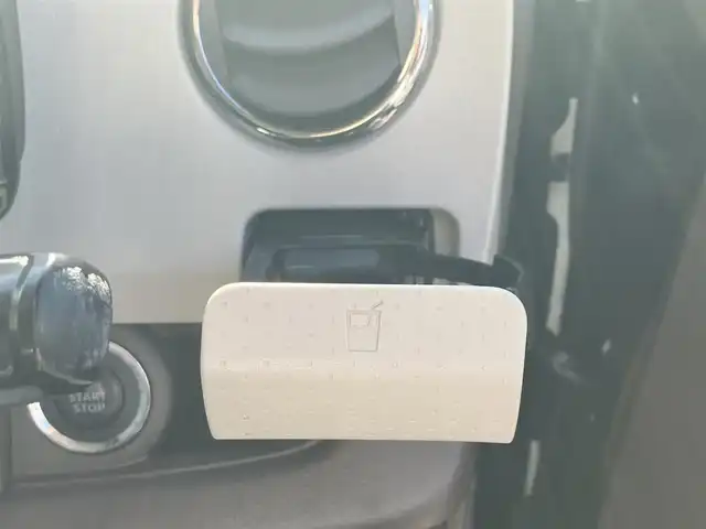 日産 モコ ドルチェX 静岡県 2015(平27)年 4.9万km アーバンブラウン エンジンスタートボタン/パワーウィンドウ/パワーステアリング/取扱説明書/アイドリングストップ/スマートキー/オートエアコン/ETC/純正ナビ/純正フロアマット/純正アルミホイール/合皮シート/ABS/盗難防止装置/オートライト/キセノン/Wエアバッグ/ナビ不良/前ナンバープレート台座ワレ