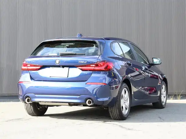 ＢＭＷ １１８ｄ プレイ エディションジョイ+ 静岡県 2020(令2)年 1.2万km 紺 ワンオーナー/ナビゲーションパッケージ/Apple Carplay/衝突軽減ブレーキ/BSM/LKA/バックカメラ/前後ドラレコ/ワイヤレス充電/アンビエントライト/ETC/スペアキー