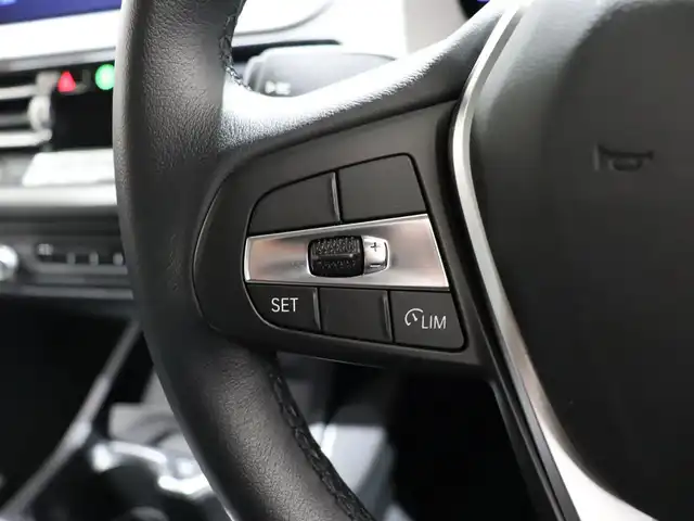 ＢＭＷ １１８ｄ プレイ エディションジョイ+ 静岡県 2020(令2)年 1.2万km 紺 ワンオーナー/ナビゲーションパッケージ/Apple Carplay/衝突軽減ブレーキ/BSM/LKA/バックカメラ/前後ドラレコ/ワイヤレス充電/アンビエントライト/ETC/スペアキー