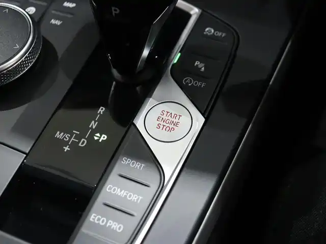 ＢＭＷ １１８ｄ プレイ エディションジョイ+ 静岡県 2020(令2)年 1.2万km 紺 ワンオーナー/ナビゲーションパッケージ/Apple Carplay/衝突軽減ブレーキ/BSM/LKA/バックカメラ/前後ドラレコ/ワイヤレス充電/アンビエントライト/ETC/スペアキー