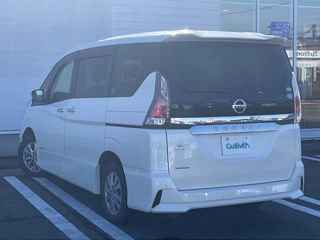 日産 セレナ