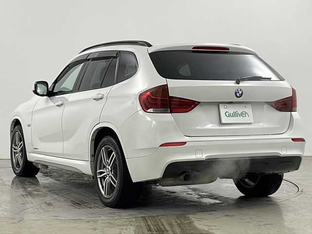 ＢＭＷ Ｘ１ xDrive 20i 道央・札幌 2011(平23)年 4.6万km 白 ・4WD/・社外HDDナビ　　/・MSV/フルセグTV/・CD/AUX/FM/AM/・HIDオートライト/・フロント/リアフォグランプ/・純正17インチAW/・純正ドアバイザー/・フロアマット/・スマートキー/・ETC