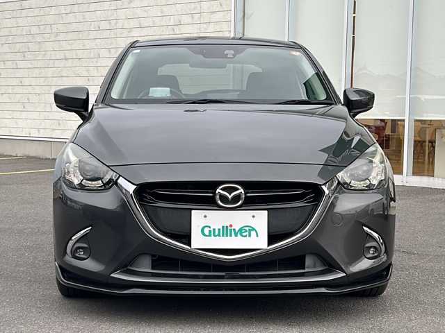 マツダ デミオ XD ツーリング 福岡県 2017(平29)年 6.3万km マシーングレープレミアムM 純正ナビ/（Bluetooth/フルセグTV/CD/DVD/AM/FM）/ターボ/クルーズコントロール/シートヒーター/i-stop/オートライト/LEDヘッドライト/HUD/純正アルミホイール/純正フロアマット/ETC/スペアキー