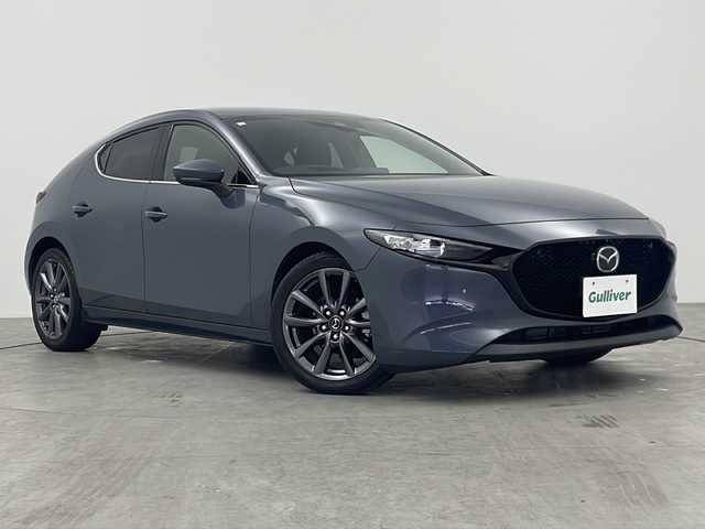 マツダ マツダ３ファストバック 15S ツーリング 三重県 2020(令2)年 2.4万km ポリメタルグレーM 禁煙車/マニュアル車/マツダコネクトナビ/・フルセグＴＶ/・ＣＤ／ＤＶＤ/・メモリーオーディオ/・ＵＳＢ/ＨＤＭＩ/・Ｂｌｕｅｔｏｏｔｈ/３６０°ビューモニター/レーダークルーズコントロール/コーナーセンサー/ＢＳＭ/電動パーキングブレーキ/ブレーキホールド/ＥＴＣ