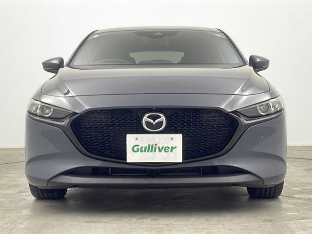 マツダ マツダ３ファストバック 15S ツーリング 三重県 2020(令2)年 2.4万km ポリメタルグレーM 禁煙車/マニュアル車/マツダコネクトナビ/・フルセグＴＶ/・ＣＤ／ＤＶＤ/・メモリーオーディオ/・ＵＳＢ/ＨＤＭＩ/・Ｂｌｕｅｔｏｏｔｈ/３６０°ビューモニター/レーダークルーズコントロール/コーナーセンサー/ＢＳＭ/電動パーキングブレーキ/ブレーキホールド/ＥＴＣ