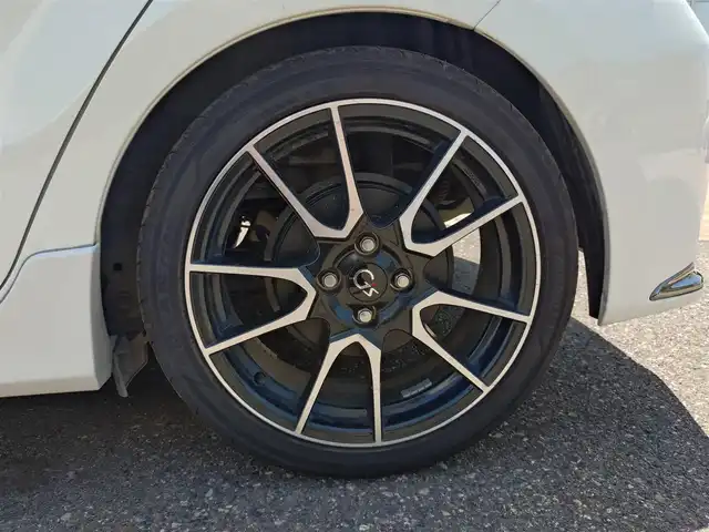 トヨタ アクア G G’s 新潟県 2014(平26)年 10.8万km ライムホワイトパールクリスタルシャイン (株)IDOMが運営する【じしゃロン新潟店】の自社ローン専用車両になります。/こちらは現金またはオートローンご利用時の価格です。自社ローンご希望の方は別途その旨お申付け下さい/社外ナビ/FM/AM/CD/DVD/視聴可能/フルセグTV視聴可能(走行中視聴可能)/Bluetooth/USB接続可能/バックカメラ/ETC/プッシュスタート/ハーフレザー/前後ドライブレコーダー(品番：DRV-MR450)/電動格納ウィンカーミラー/純正フロアマット/ECO/EVモード/スマートキー/スペアキー×１/取扱説明書