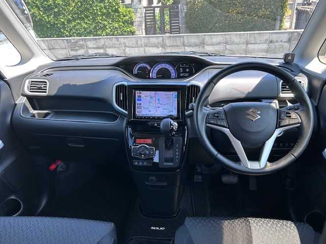 スズキ ソリオ バンディット HV MV 大阪府 2018(平30)年 4.1万km ピュアホワイトP ８インチナビ　/フルセグ　/Ｂｌｕｅｔｏｏｔｈ　/全方位カメラ　/両側パワースライドドア　/シートヒーター　/クルーズコントロール　/前後コーナーセンサー　/ＬＥＤヘッドライト　/ＥＴＣ　/マット　/バイザー/ドラレコ