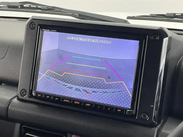 スズキ ジムニー シエラ JC 埼玉県 2022(令4)年 2万km ピュアホワイトP 4WD 純正８インチナビ　バックカメラ　スズキセーフティサポート　ＥＴＣ　ＬＥＤヘッドライト　衝突被害軽減装置　クルーズコントロール　シートヒーター　プッシュスタート　スマートキー　地デジフルセグ