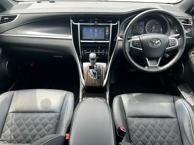 トヨタ ハリアー エレガンス 福島県 2016(平28)年 6.7万km スパークリングブラックパールクリスタルシャイン アルパインナビ/(CD/DVD/BT/SD)/ハーフレザーシート/運転席パワーシート/レーダークルーズコントロール/衝突軽減ブレーキ/プッシュスタート/ドライブレコーダー/LEDヘッドライト/フォグランプ/ビルトインETC/アイドリングストップ/コーナーセンサー