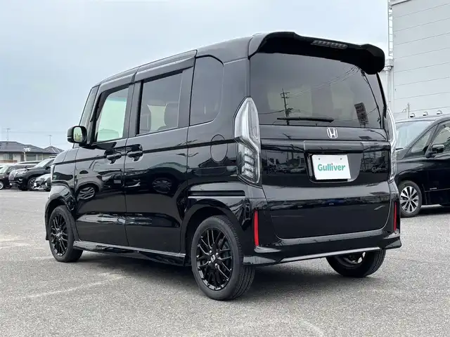 ホンダ Ｎ ＢＯＸ カスタム L ターボ スタイル+ブラック 大分県 2023(令5)年 2.1万km 黒 ・社外メモリーナビ(CD.DVD.SD.BT)/・バックカメラ/・フルセグテレビ/・レーダークルーズコントロール/・両側パワースライドドア/・コーナーセンサー/・ハーフレザーシート/・シートヒーター/・オートハイビーム/・パドルシフト/・ステアリングリモコン/・ロールシェード/・スマートキー/・プッシュスタート