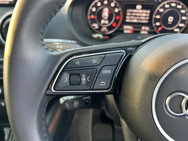 アウディ Ｑ２ 30TFSI 滋賀県 2020(令2)年 3.4万km 白 ・前後ドライブレコーダー/・パワーバックドア/・ACC/・LKA/・オートハイビーム/・シートヒーター