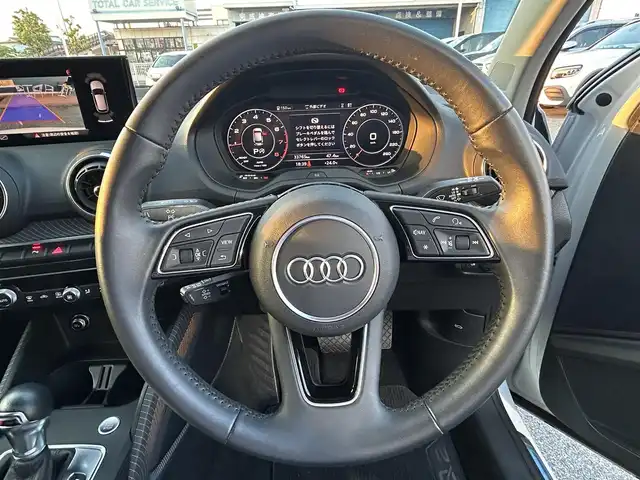 アウディ Ｑ２ 30TFSI 滋賀県 2020(令2)年 3.4万km 白 ・前後ドライブレコーダー/・パワーバックドア/・ACC/・LKA/・オートハイビーム/・シートヒーター