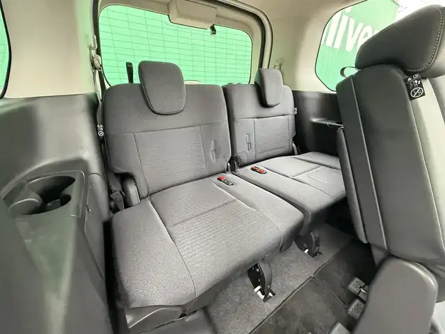 日産 セレナ ハイウェイスター V 千葉県 2023(令5)年 2.3万km プリズムホワイト 純正ナビ　（MM222D-2）/　（BT/AM/FM）/フルセグ/プロパイロット/　・ハンドル支援/　・側方支援/　・後方支援/　・先行車発進お知らせ/　・標識検知/　・駐車支援/　・ふらつき防止/レーダークルーズコントロール/全方位カメラ/ETC2.0/HDMI/純正ナビ連動ドラレコ