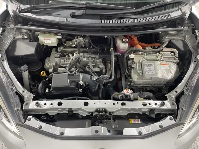 トヨタ アクア S スタイルブラック 神奈川県 2019(令1)年 5万km シルバーM 純正7型SDナビゲーション【NSZT-W68T】/AM FM フルセグ CD DVD SD/バックカメラ/パーキングサポートブレーキ/クリアランスソナー/先行車発進お知らせ機能/レーンディパーチャーアラート/ビルトインETC2.0 /前方ドライブレコーダー/ステアリングリモコン/純正フロアマット/LEDヘッドライト/オートライト/オートマチックハイビーム/プッシュスタート/スマートキー
