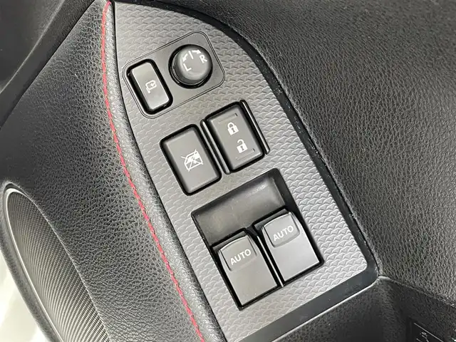 トヨタ ８６ GT リミテッド 群馬県 2012(平24)年 5.8万km サテンホワイトパール 社外ナビ（AVIC-ZH99）/　フルセグTV/Bluetooth/MSV/FM/AM/ETC/シートヒーター /プッシュスタート/パドルシフト/フォグランプ/HIDヘッドライト/オートライト /防眩ルームミラー/純正17インチアルミホイール