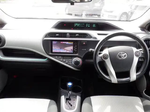 トヨタ アクア S 静岡県 2012(平24)年 15.2万km クールソーダメタリック  スマートキー/ プッシュスタート/ 純正ナビ(NSCT-W61)/ バックカメラ/ ETC/ 前席シートヒーター