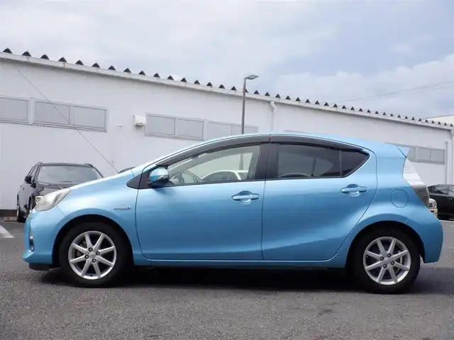 トヨタ アクア S 静岡県 2012(平24)年 15.2万km クールソーダメタリック  スマートキー/ プッシュスタート/ 純正ナビ(NSCT-W61)/ バックカメラ/ ETC/ 前席シートヒーター
