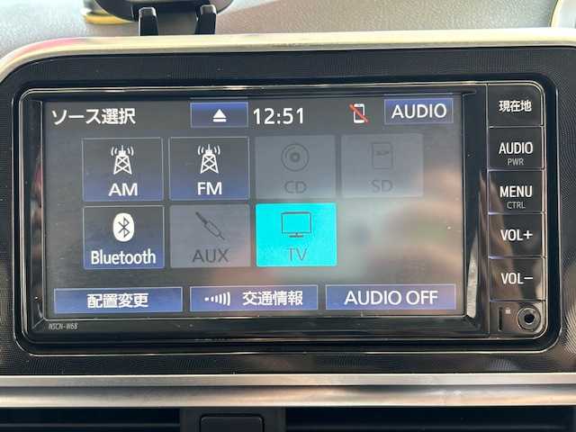 トヨタ シエンタ ハイブリッド G 埼玉県 2019(平31)年 4.7万km ラディアントグリーンM トヨタセーフティーセンス /純正メモリナビ/　　CD/BT/ワンセグ/パノラミックビューモニター /両側パワースライドドア /純正ETC