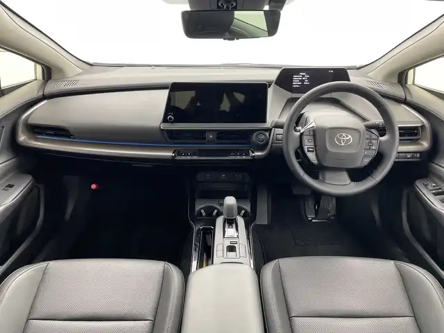 トヨタ プリウス Z 群馬県 2024(令6)年 1.4万km プラチナホワイトパールマイカ 純正１２．３型ナビ　全周囲カメラ　レザーシート　シートヒーター　エアシート　パワーシート　パワーバックドア　置くだけ充電　ドラレコ付きデジタルインナーミラー　ＢＳＭ　ビルトインＥＴＣ２．０　禁煙車