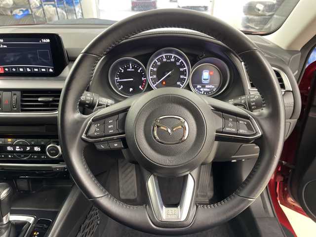 マツダ アテンザ ワゴン XD 道央・札幌 2018(平30)年 3.2万km ソウルレッドプレミアムメタリック ・4WD/ディーゼルターボ/・i‐ACTIVSENSE/・メーカーナビ/・BT/DVD/CD/USB/・バックカメラ/・クルーズコントロール/・LEDオートライト/・オートマチックハイビーム/・スマートキー×2/・プッシュスタート/・純正17インチAW/・ルーフレール/・ETC