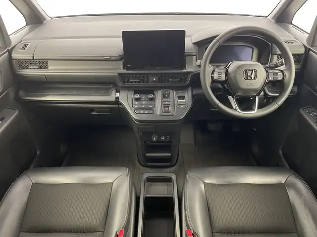 ホンダ ステップワゴン スパーダ eHEV 新潟県 2022(令4)年 6.1万km クリスタルブラックパール 純正メモリナビ/　フルセグTV/Bluetooth/CD/DVD/USB/HDMI/レーダークルーズコントロール/ブラインドスポットインフォメーション/衝突被害軽減ブレーキ/レーンキープアシスト/前後コーナーセンサー/パワーバックドア/ハーフレザーシート/前席シートヒーター/両側パワースライドドア/前後ドライブレコーダー/バックモニター/ビルトインETC/横滑り防止装置/LEDヘッドライト/オートマチックハイビーム/オートライト/パドルシフト/レザーステアリング/ステアリングスイッチ/禁煙車