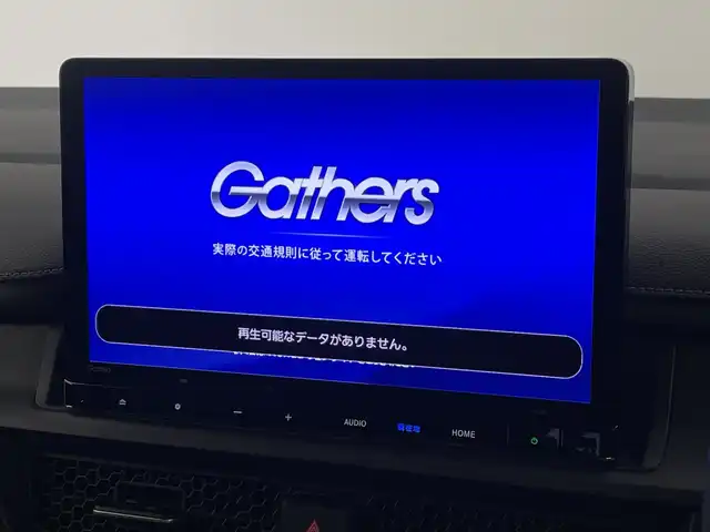 ホンダ ステップワゴン スパーダ eHEV 新潟県 2022(令4)年 6.1万km クリスタルブラックパール 純正メモリナビ/　フルセグTV/Bluetooth/CD/DVD/USB/HDMI/レーダークルーズコントロール/ブラインドスポットインフォメーション/衝突被害軽減ブレーキ/レーンキープアシスト/前後コーナーセンサー/パワーバックドア/ハーフレザーシート/前席シートヒーター/両側パワースライドドア/前後ドライブレコーダー/バックモニター/ビルトインETC/横滑り防止装置/LEDヘッドライト/オートマチックハイビーム/オートライト/パドルシフト/レザーステアリング/ステアリングスイッチ/禁煙車