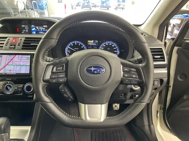 スバル レヴォーグ 1．6GT アイサイト 道央・札幌 2016(平28)年 9.1万km クリスタルホワイトP ・4WD/ターボ/アイサイト/・プリクラッシュセーフティ/・純正SDナビ/・BT/DVD/CD/SD/フルセグ/・バックカメラ/サイドカメラ/・レーダークルーズコントロール/・LEDオートライト/フォグランプ/・パワーシート/・スマートキー×2/プッシュスタート/・パドルシフト/・純正17インチAW/・ETC