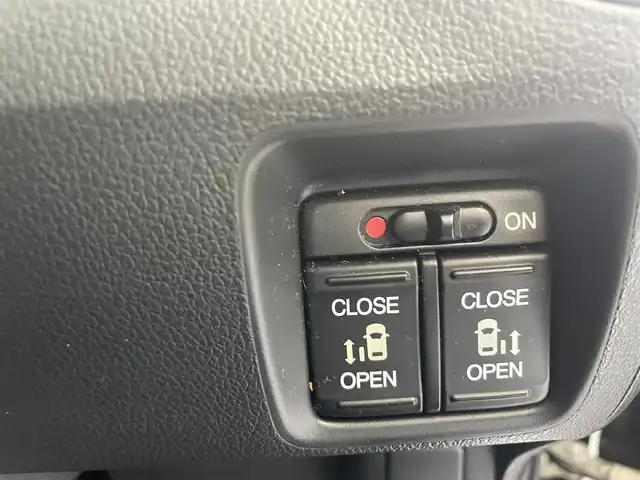 ホンダ Ｎ ＢＯＸ カスタム G Aパッケージ 沖縄県 2014(平26)年 6.6万km スマートブラック (株)IDOMが運営する【じしゃロンコザ店】の自社ローン専用車両になりますこちらは現金またはオートローンご利用時の価格です。自社ローンご希望の方は別途その旨お申付け下さい/純正ナビ　/フルセグＴＶ　/Ｂｌｕｅｔｏｏｔｈ接続　/ＣＤ／ＤＶＤ再生　/バックカメラ　/ＥＴＣ　/両側パワースライドドア　/衝突被害軽減ブレーキ　/プッシュスタート　/スマートキー　/オートライト