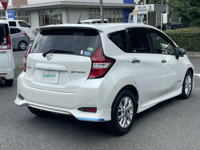 日産 ノート e－パワー X Vセレクション 神奈川県 2020(令2)年 1万km ブリリアントホワイトパール ワンオーナー/インテリジェントエマージェンシーブレーキ/フロント/バックソナー/LEDヘッドライト/オートライト/純正ディーラーナビ/CD/DVD/Bluetooth/地デジ/アラウンドビューモニター/インテリジェントルームミラー/ETC車載器/ドライブレコーダー/社外レーダー/スマートキー